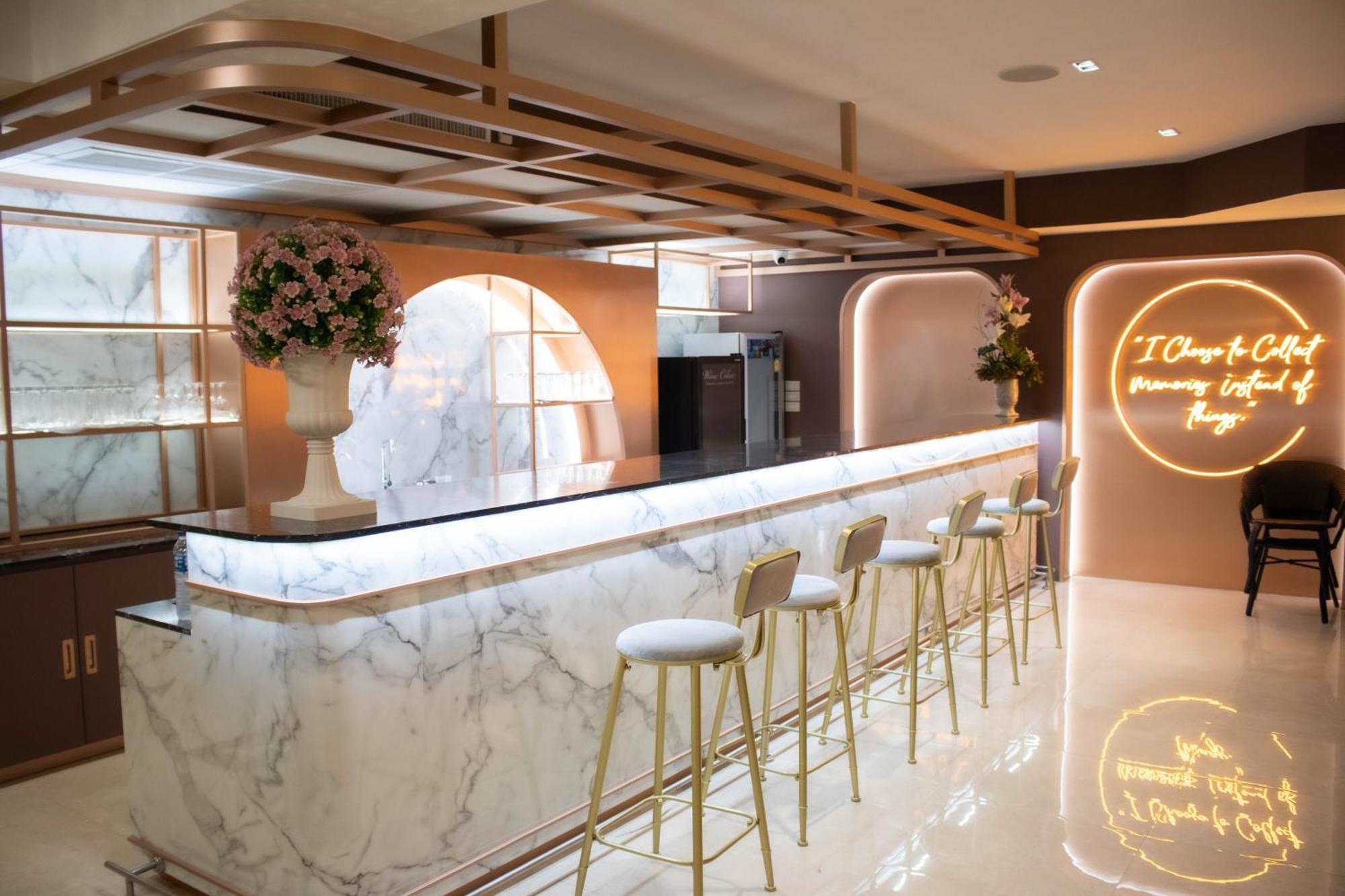 Siri Grand Bangkok Hotel Eksteriør billede