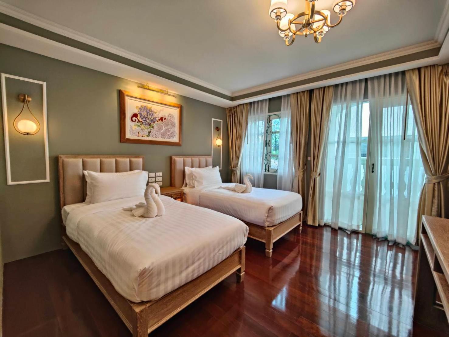 Siri Grand Bangkok Hotel Eksteriør billede