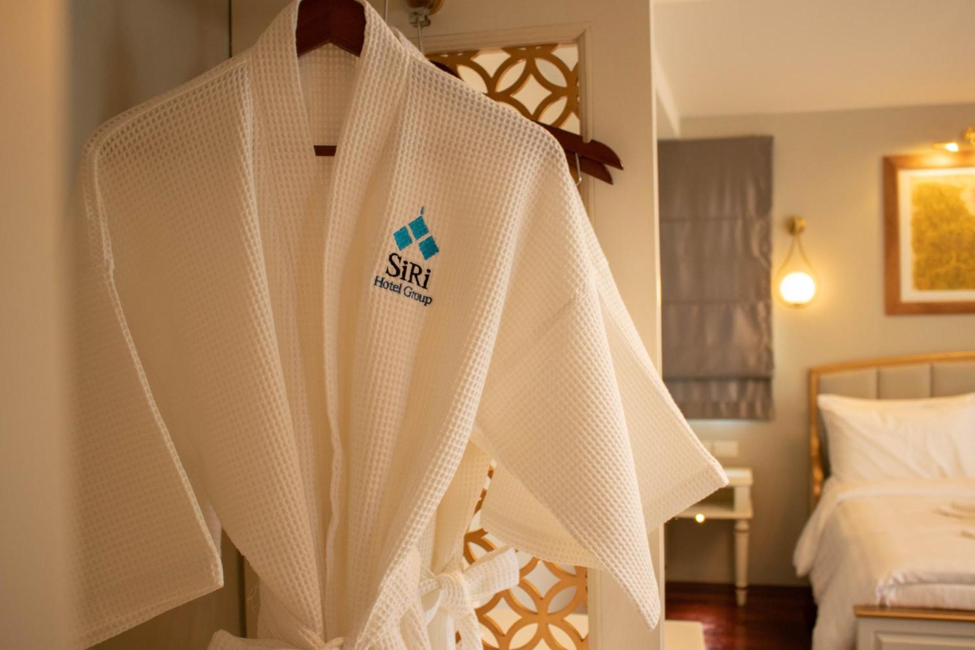 Siri Grand Bangkok Hotel Eksteriør billede