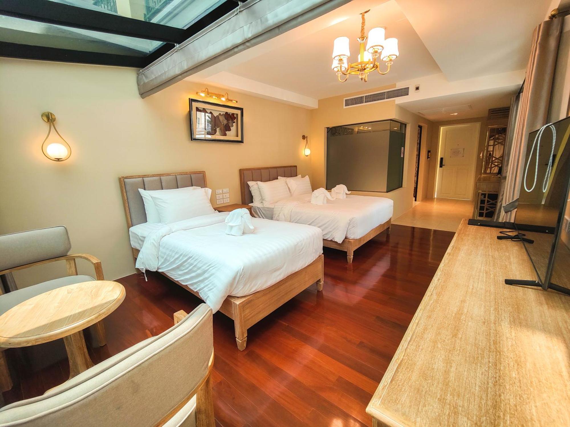 Siri Grand Bangkok Hotel Eksteriør billede