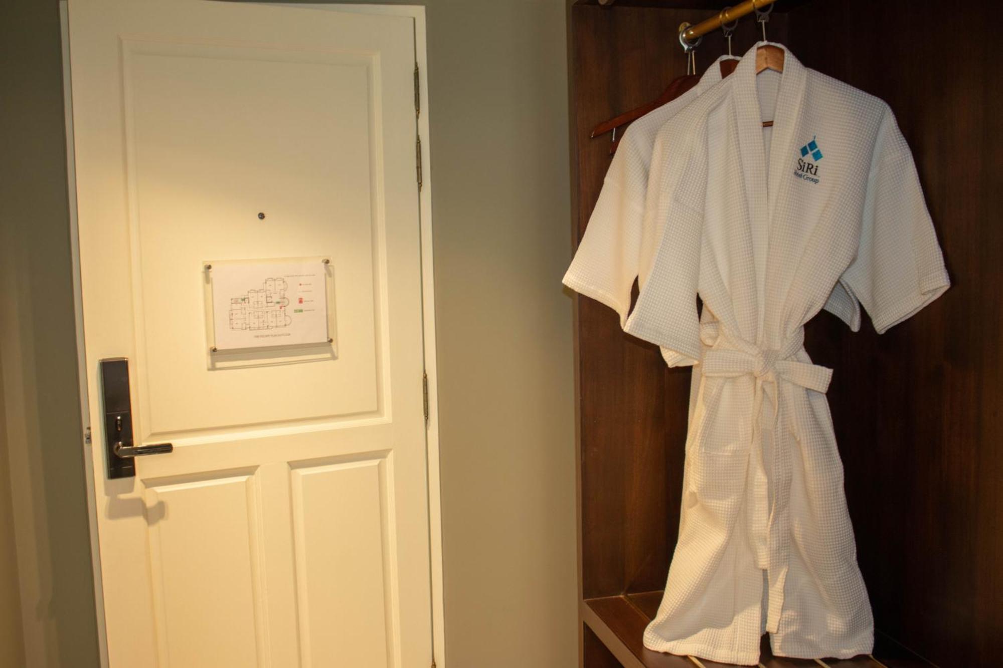Siri Grand Bangkok Hotel Eksteriør billede